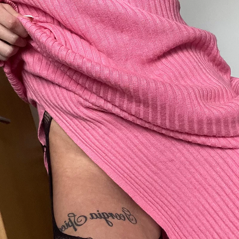 Play with me under my dress