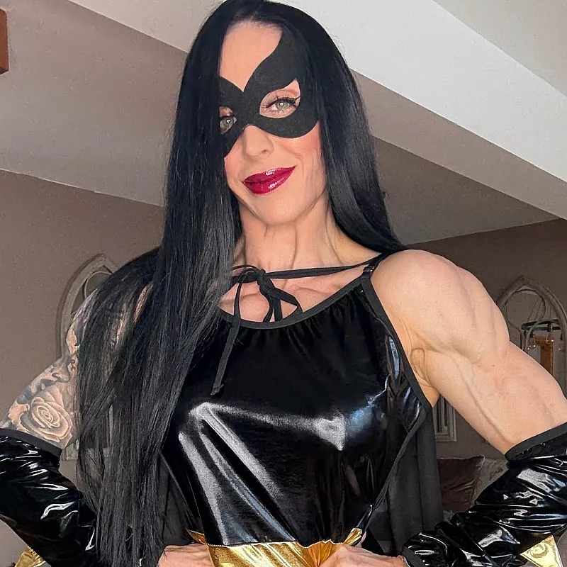 Batgirl peak condition 🦹🏻‍♀️💪🏽